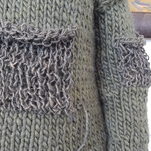 Wool  sweater, army green, hand knitted - Picture 6 of 6